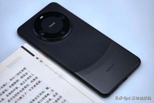 华为Mate60 Pro ：对比Pro版本，到底是“ ”在哪？  第12张