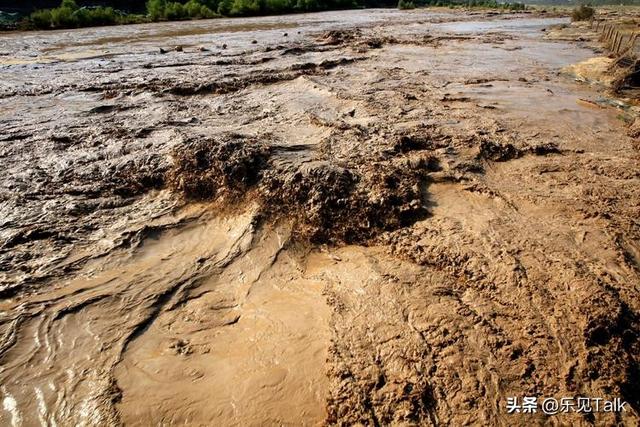 三峡大坝有可能报废？淤泥堆积超20亿吨，究竟该如何治理？  第5张