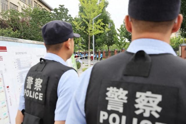 反诈骗警告案例 
| 虚假服务欺诈  第1张