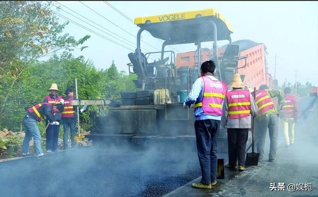 为什么中国的公路总是在翻修，而日本却常年如新？难道技术不如人吗？  第10张