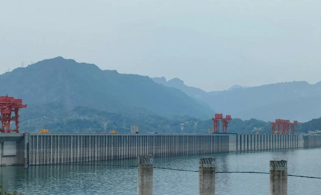 自三峡大坝建立以来，湖北人不骗湖北人。  第2张