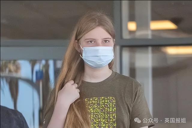 马斯克自曝被骗签下儿子变性同意书，成为女儿后与自己决裂？  第17张