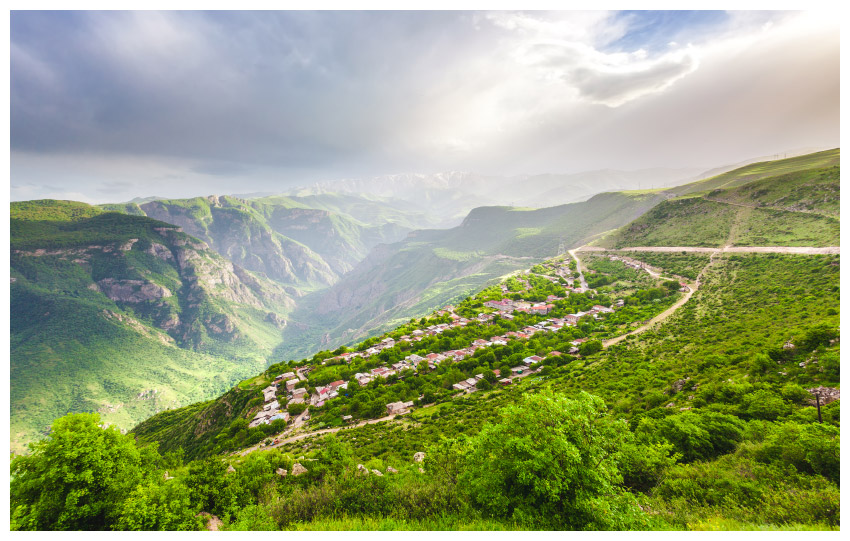 使用Photoshop合成创意的小女孩儿与大熊猫亲和场景图片 第2张 使用Photoshop合成创意的小女孩儿与大熊猫亲和场景图片 第2张