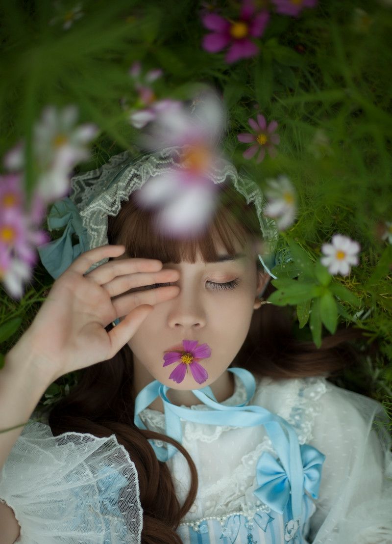 使用Photoshop打造童话风格的少女人物艺术照片调色教程 第2张 使用Photoshop打造童话风格的少女人物艺术照片调色教程 第2张